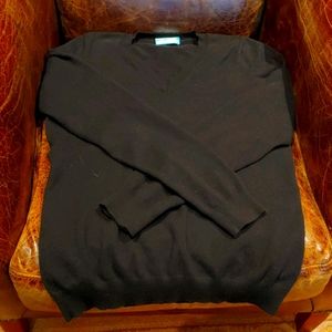 Liz Lange Black V-neck Long-sleeve Sweater